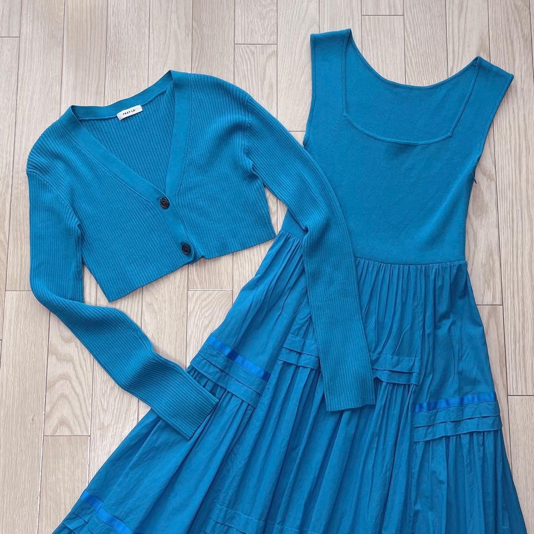 【セットアップ】ニットコンビタックティアードワンピース カーディガン ブルー