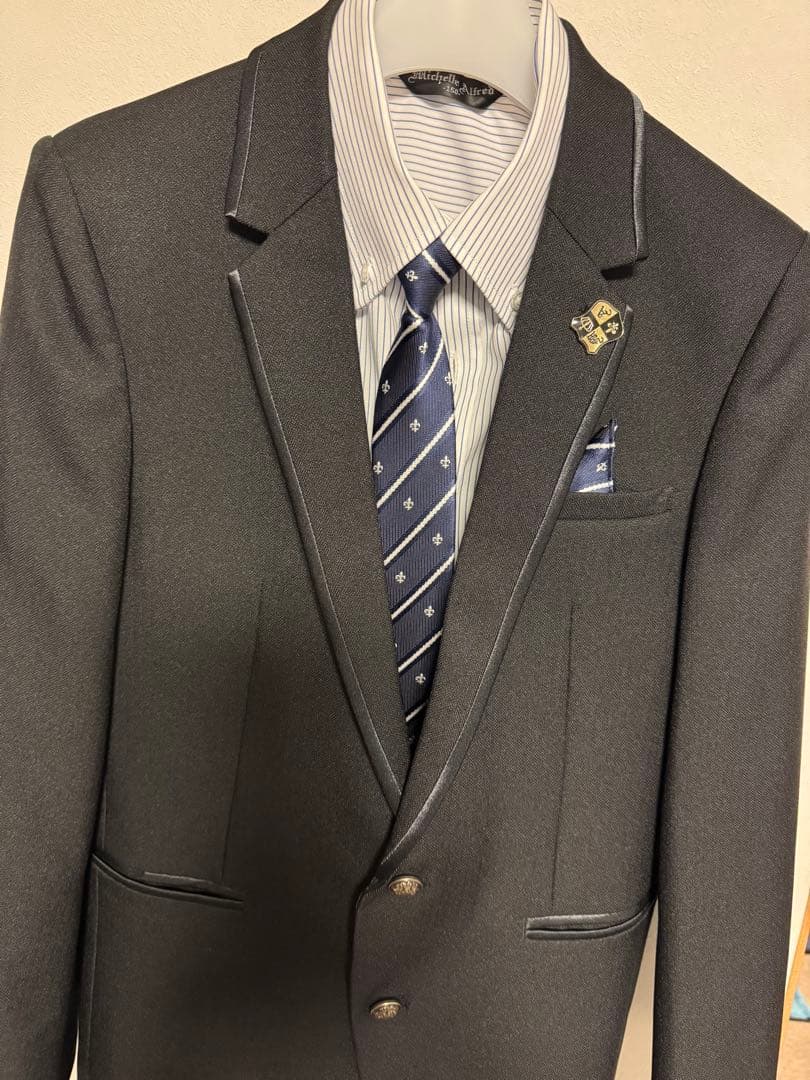 キッズフォーマルスーツ　卒業式　１５０センチ