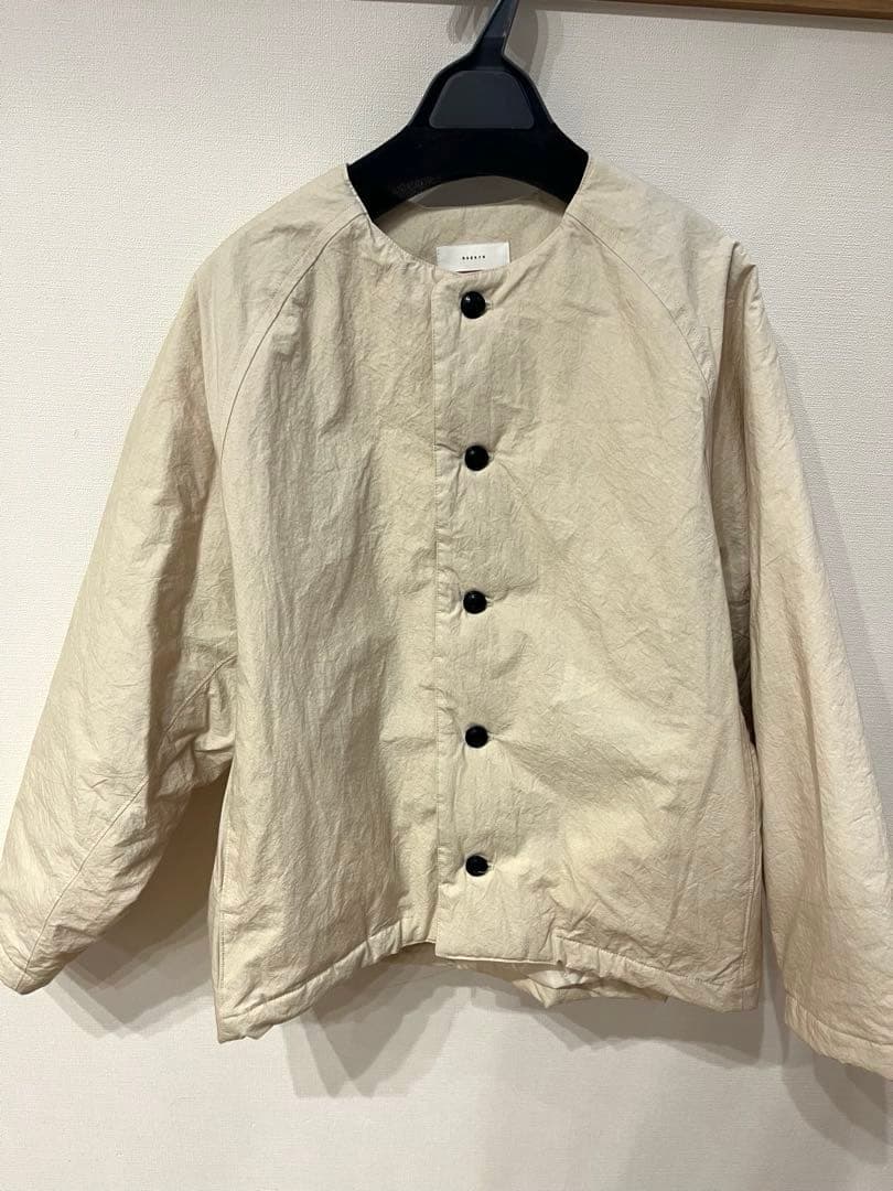 かぐれ ノーカラージャケットQuilted short coat 中綿 コート