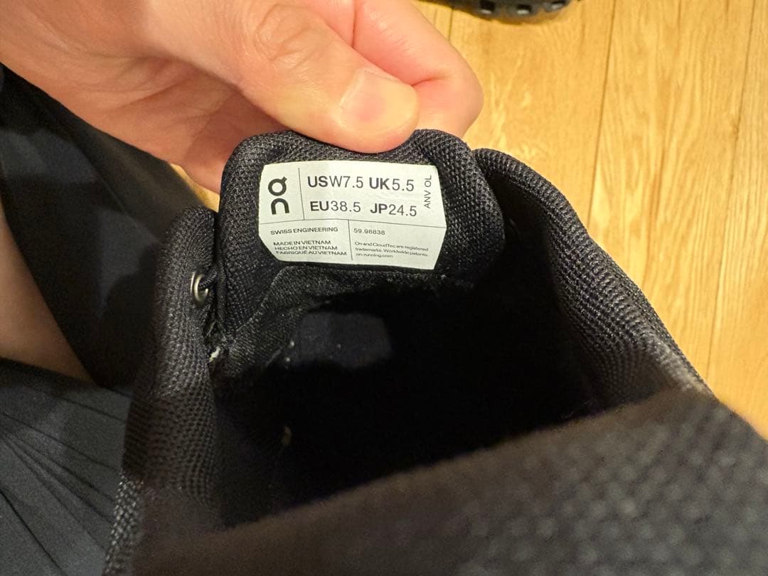 On cloud5 オン クラウド5 water proof 24.5 美品