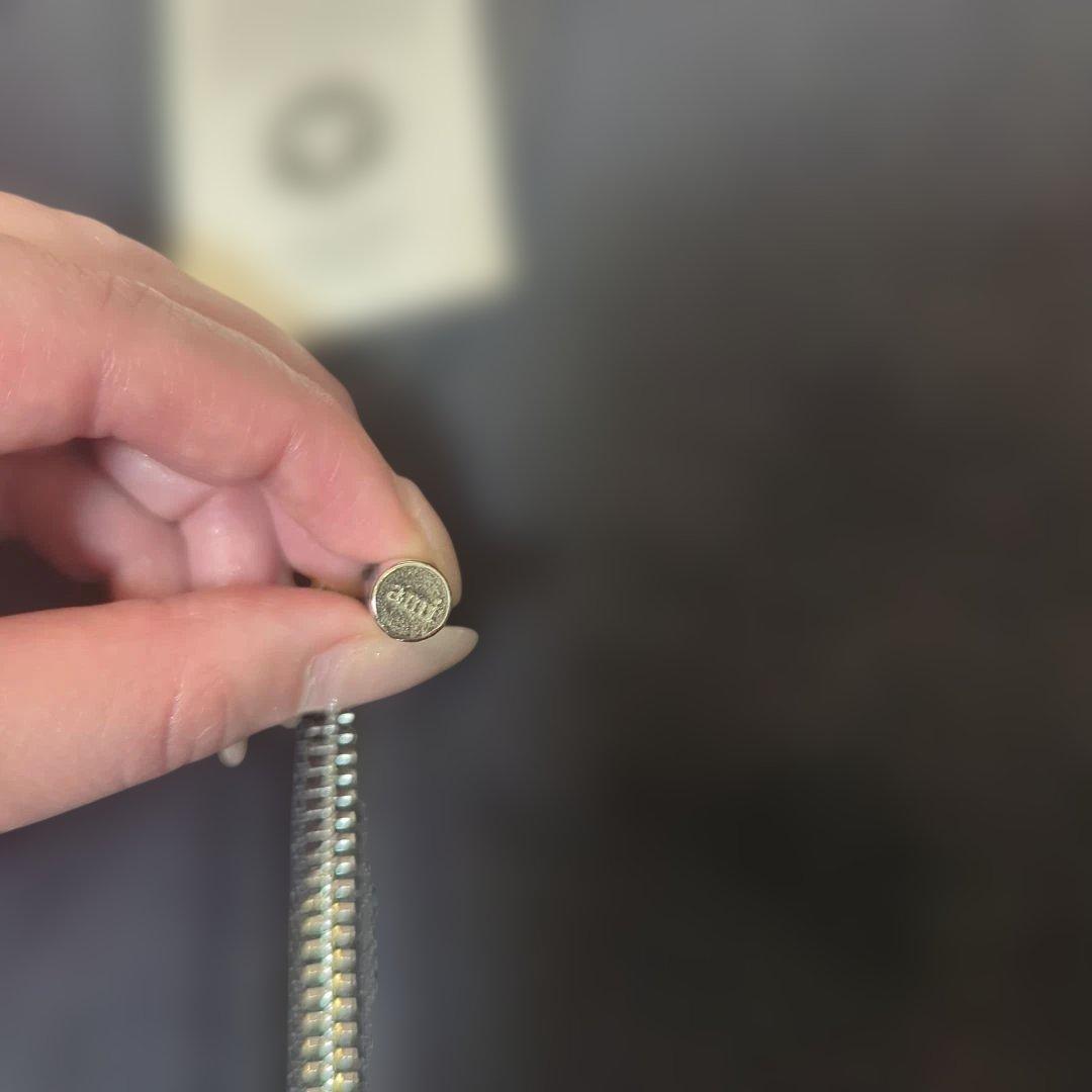 【新品】AMI PARIS フルジップパーカー　黒　Sサイズ　QR認証確認済