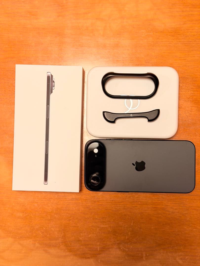 スンスン　iPhone Air SpaceBlack 256GB 本体