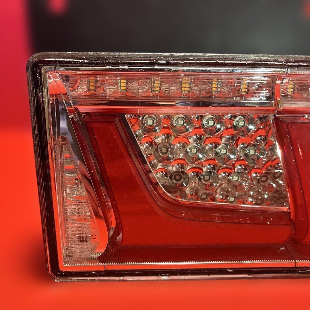 No.35 小糸　トラック用 4t 10t ノーマルタイプ（助手席側）左Ｌ