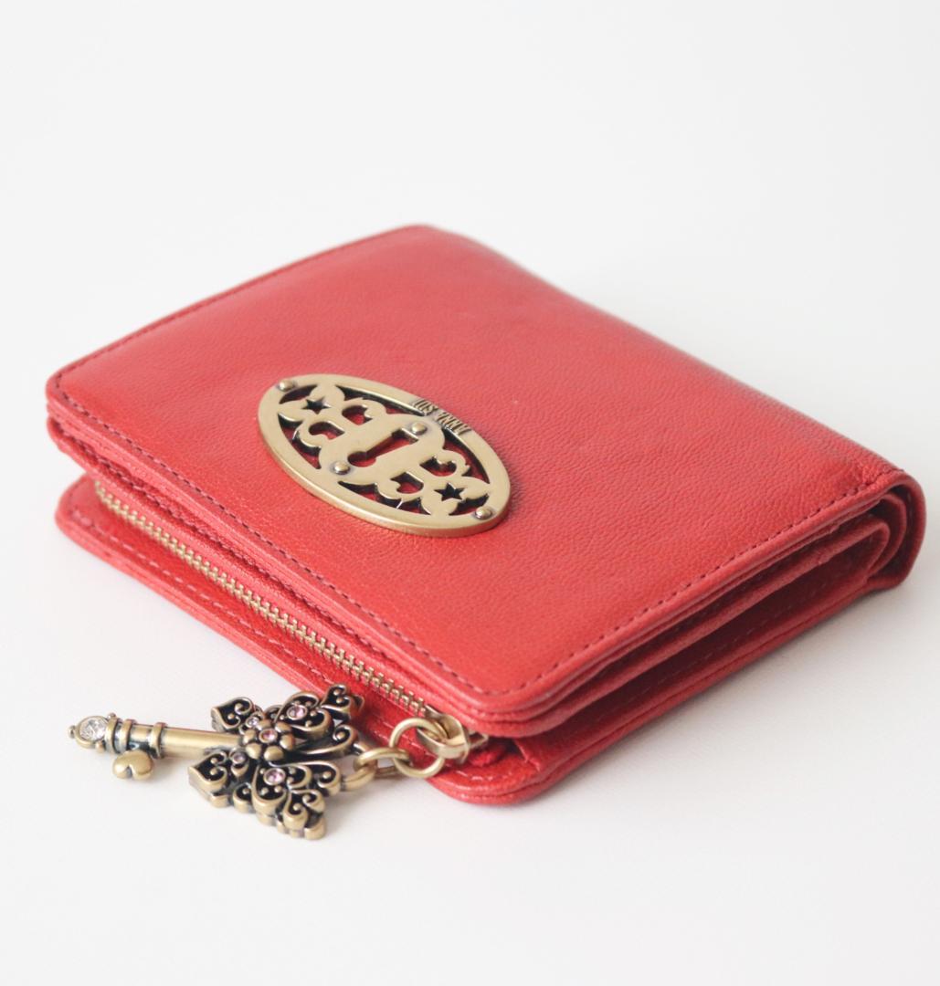 新品タグ付き【アナスイ】開運バタフライキー 鍵穴モチーフ 山羊革 二つ折り財布