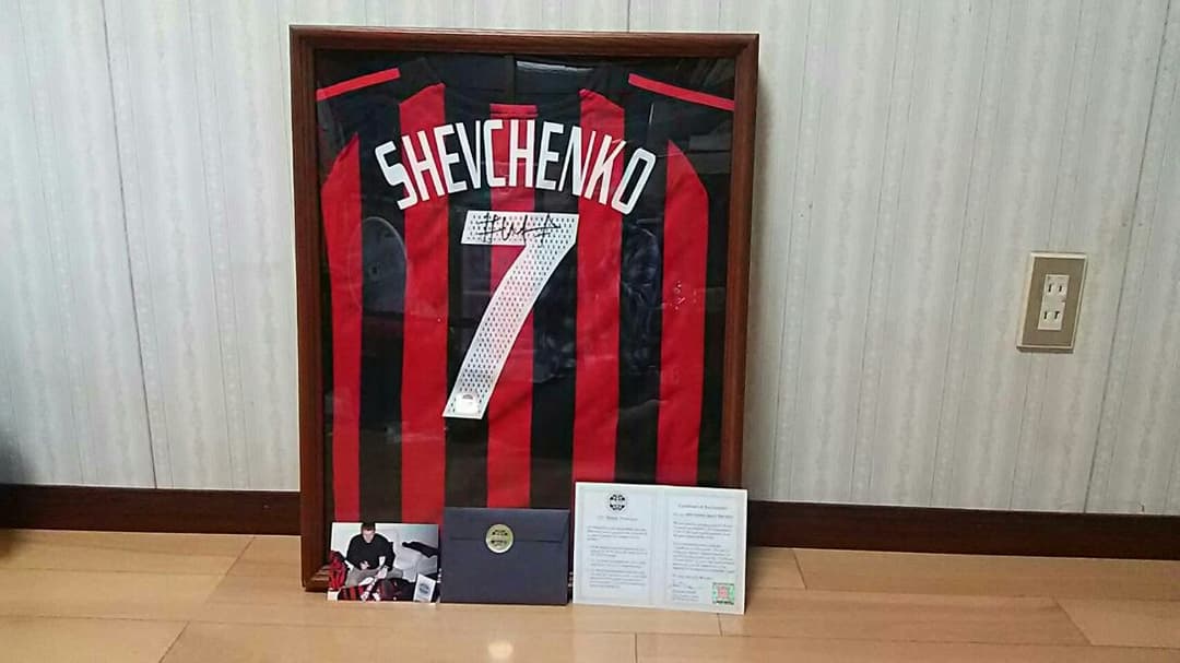 アンドリー・シェフチェンコ サイン