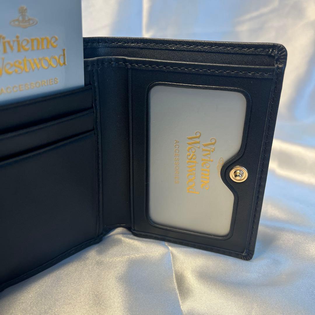 新品 Vivienne Westwood マット黒 三つ折り財布 大人気