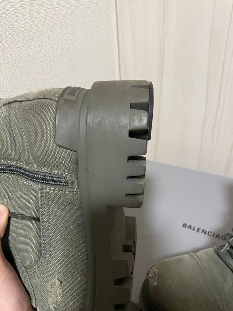 正規品　balenciaga コンバットブーツ　strike boots 42