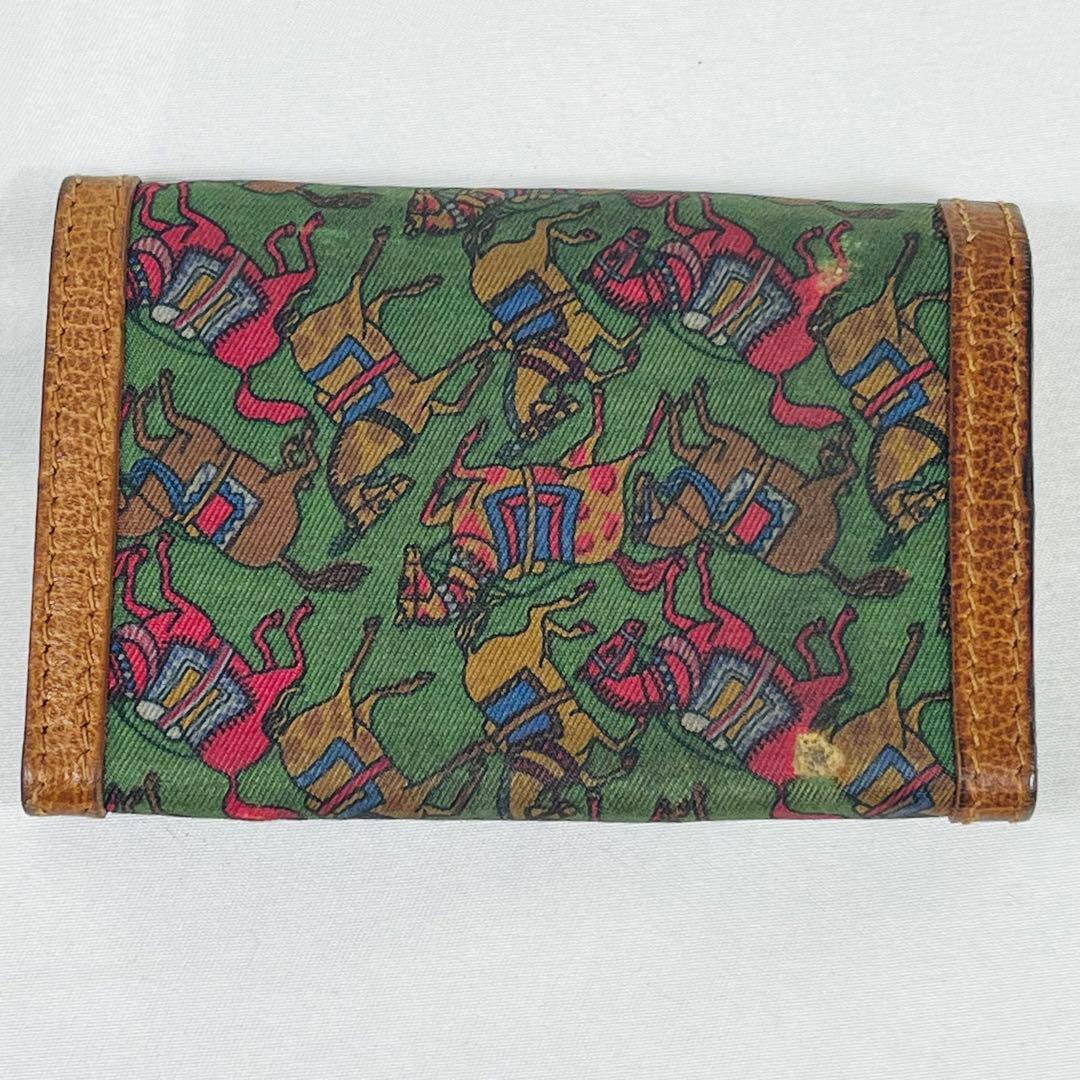 サルヴァトーレフェラガモ 2点セット①キーケース②ケース　です。