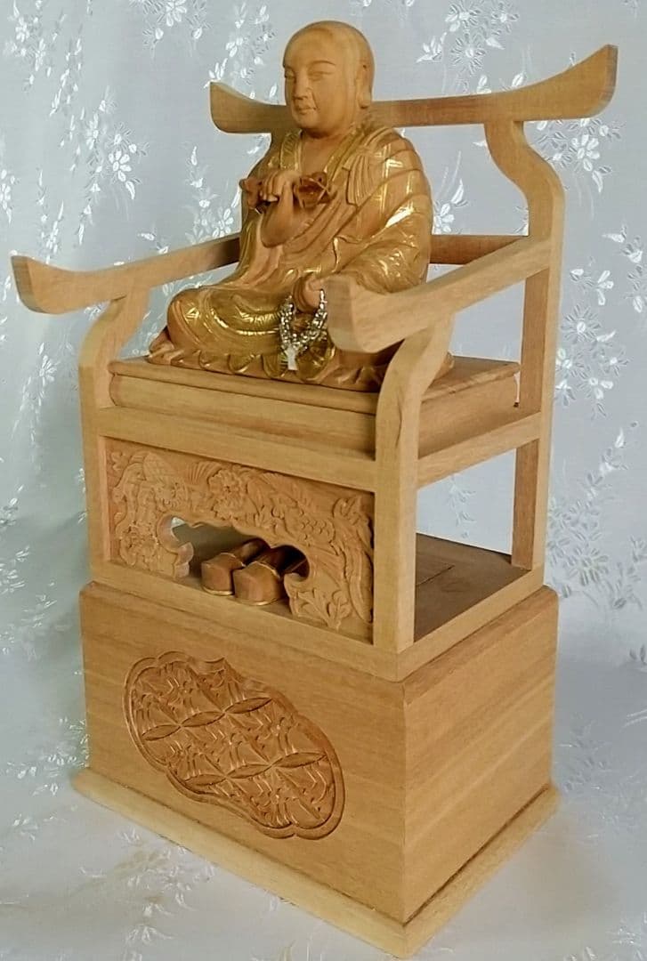 弘法大師坐像 空海 お大師さま 2.5寸#027 ◆白檀 木彫 仏像