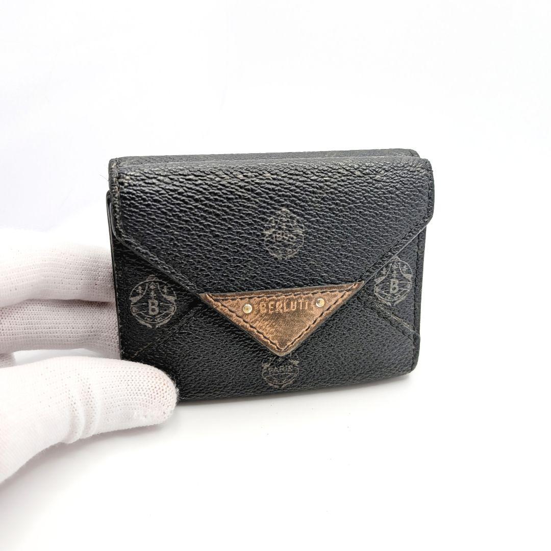 ベルルッティ Enveloppe シグネチャー レザー 三折り財布
