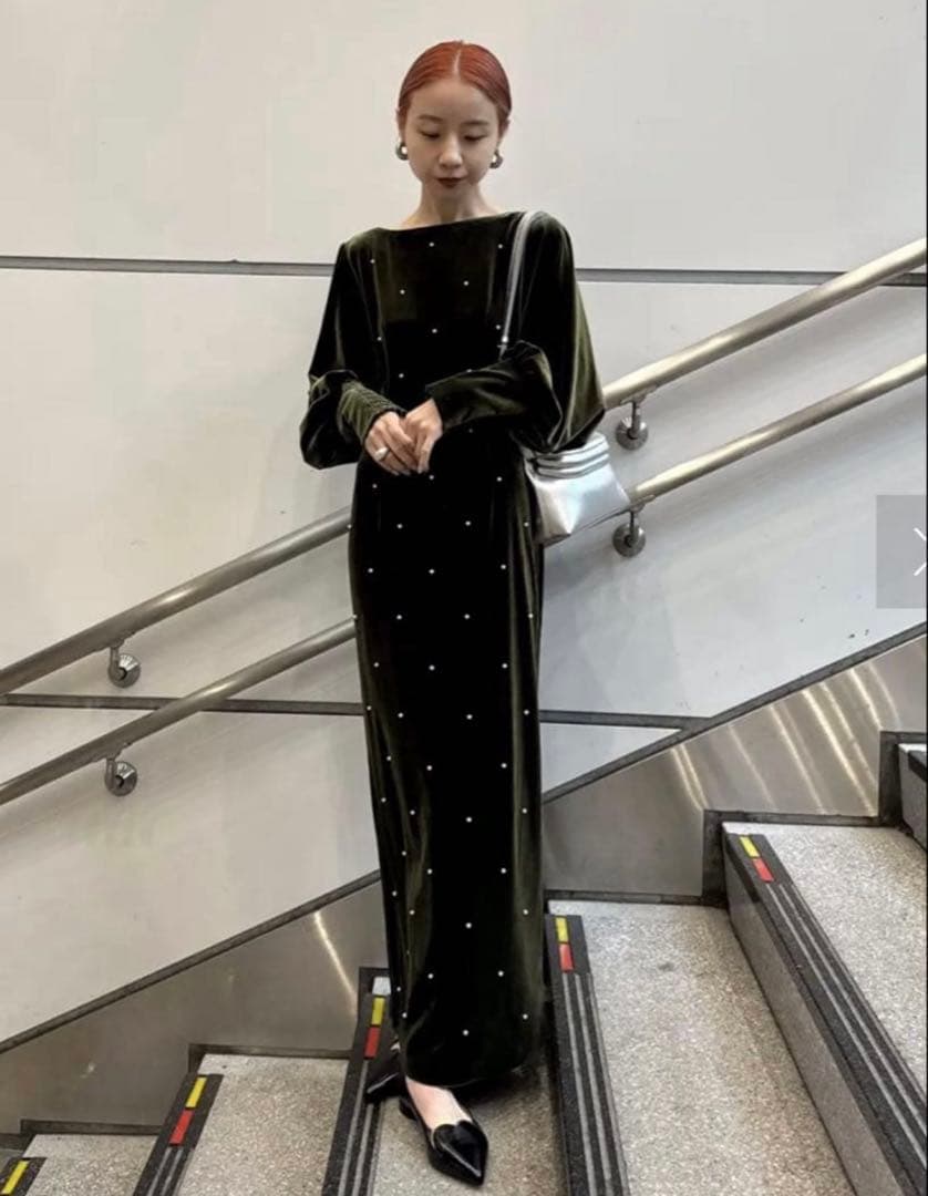 【美品/即日発送可】ameri vintage ベロア　パール付き　ドレス