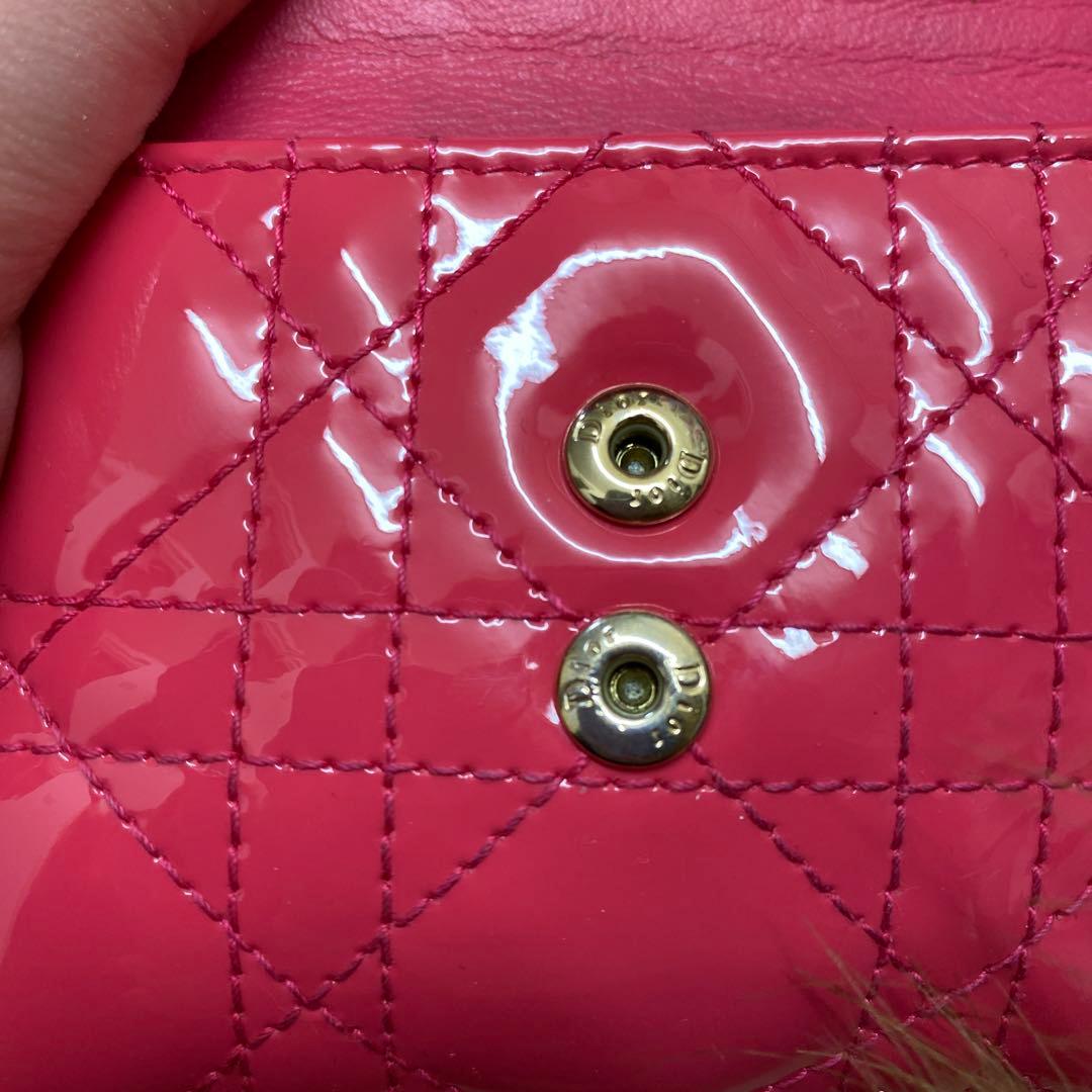 ブ*レ様 Dior エナメル 赤 三つ折り財布