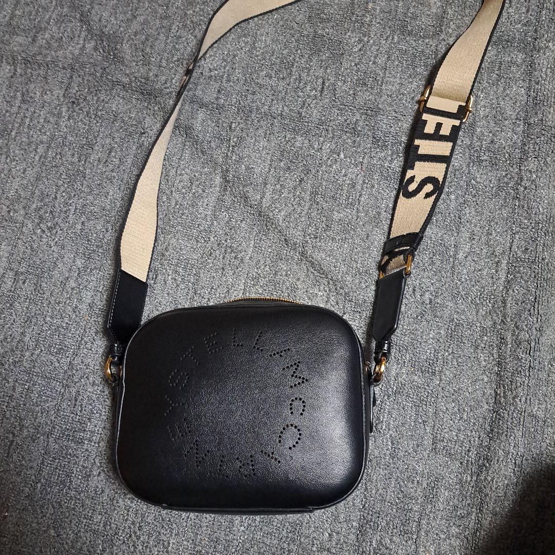 は*な様 STELLA McCARTNEY ブラックショルダーバッグ