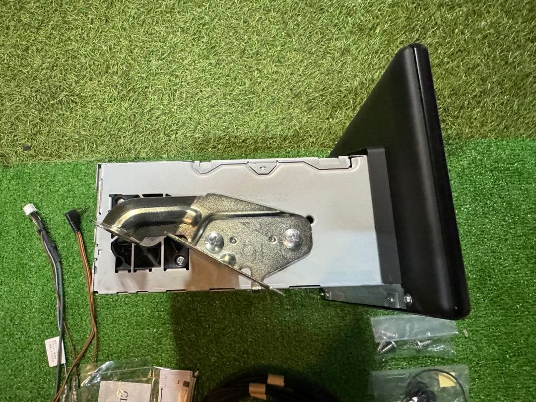 新車外し DAIHATSU 9インチ ディスプレイオーディオ　オマケ付き