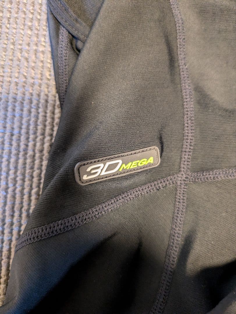 パールイズミ　コールドシェイド メガ パンツLサイズ