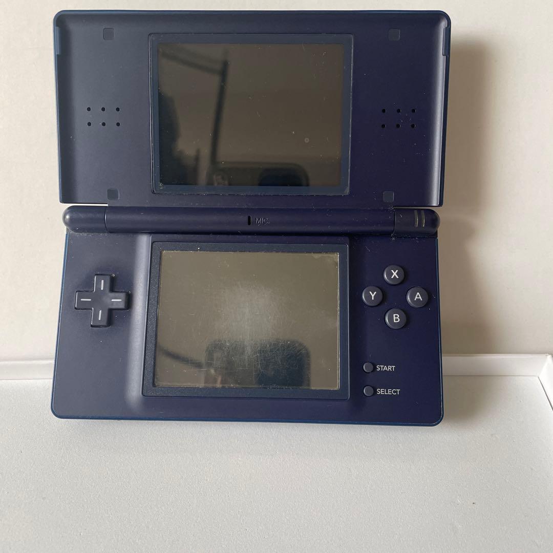 ★本体＆ソフト★Nintendo DS_箱有　スーパーマリオ64 など4本