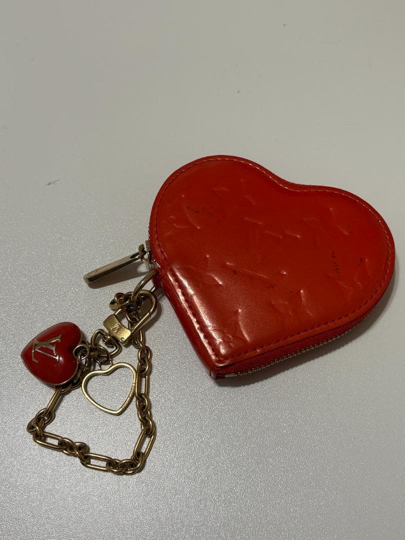 LOUIS VUITTON ケース キーチェーン レッド やや汚れあり