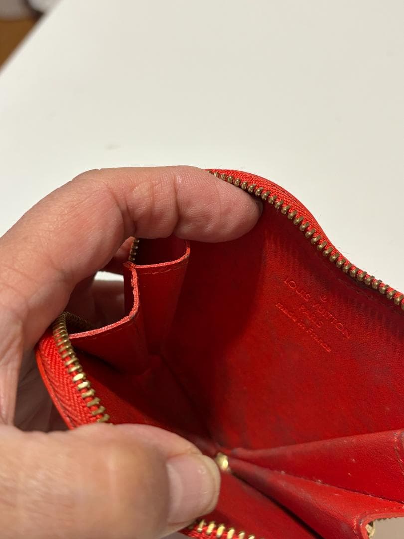 LOUIS VUITTON ケース キーチェーン レッド やや汚れあり