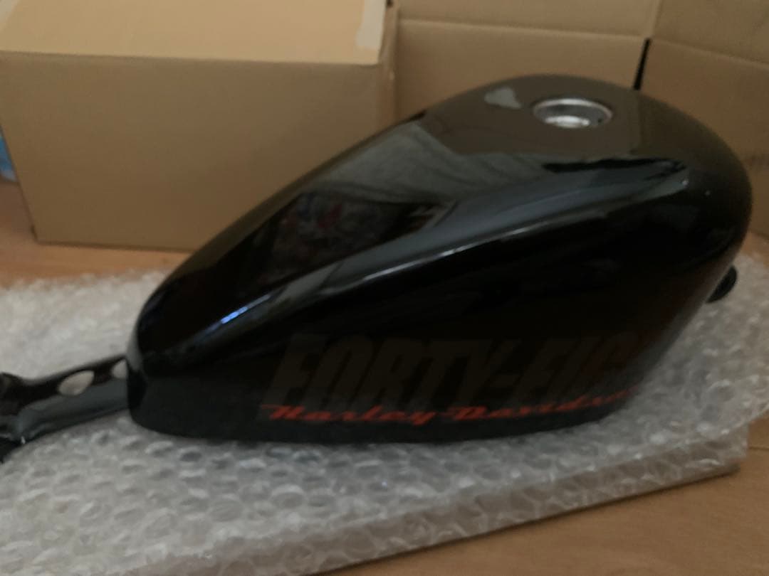 《フリーダム》 ハーレー　フォーティーエイトタンク