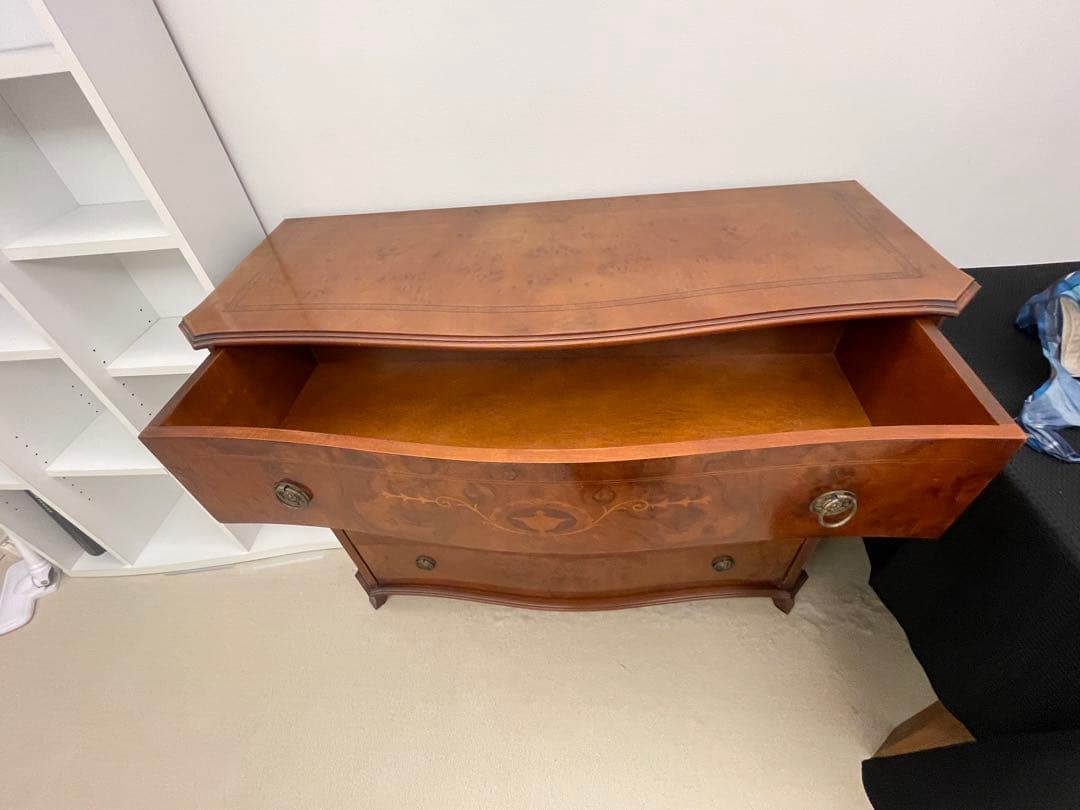 イタリア家具　４段チェスト