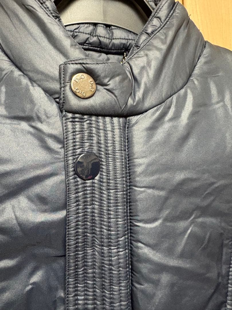 DOLCE&GABBANA ネイビーダウンジャケット　フードあり