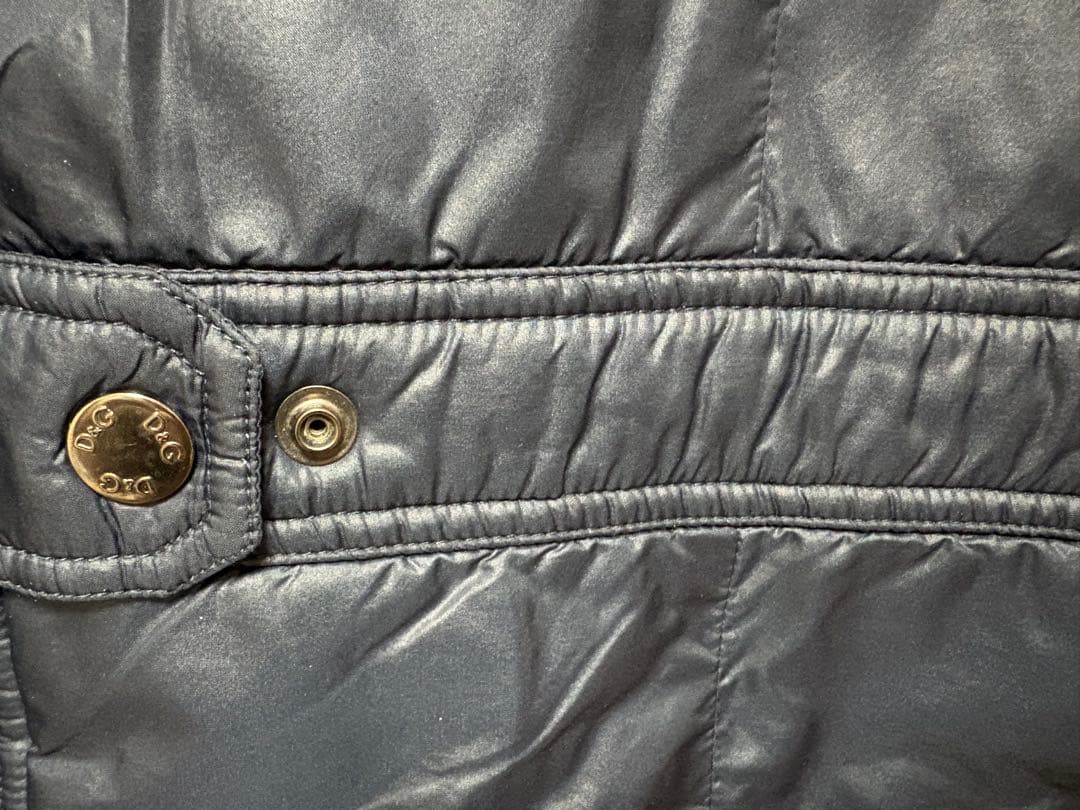 DOLCE&GABBANA ネイビーダウンジャケット　フードあり