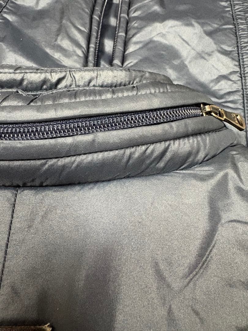 DOLCE&GABBANA ネイビーダウンジャケット　フードあり