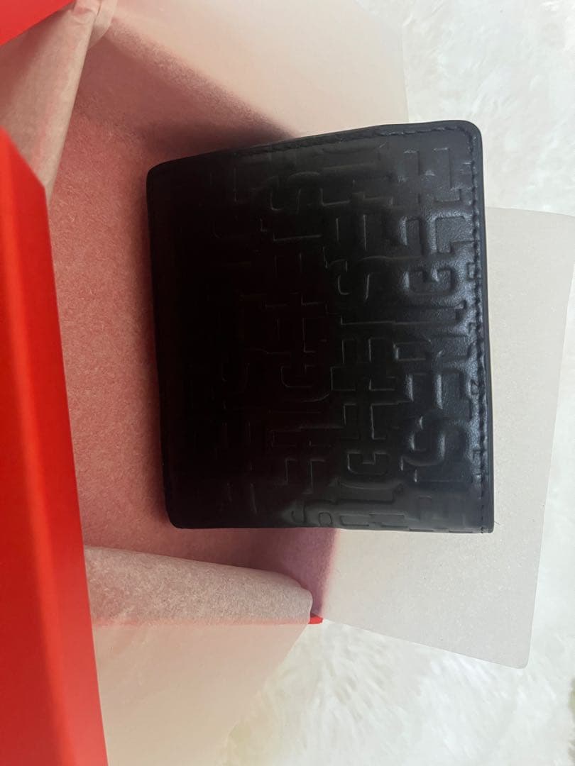 DIESEL エンボス加工 二つ折り財布