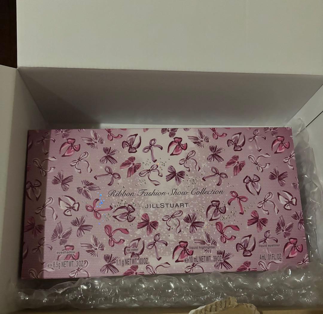 ジルスチュアート リボンファッションショー クリスマスコフレ 2025