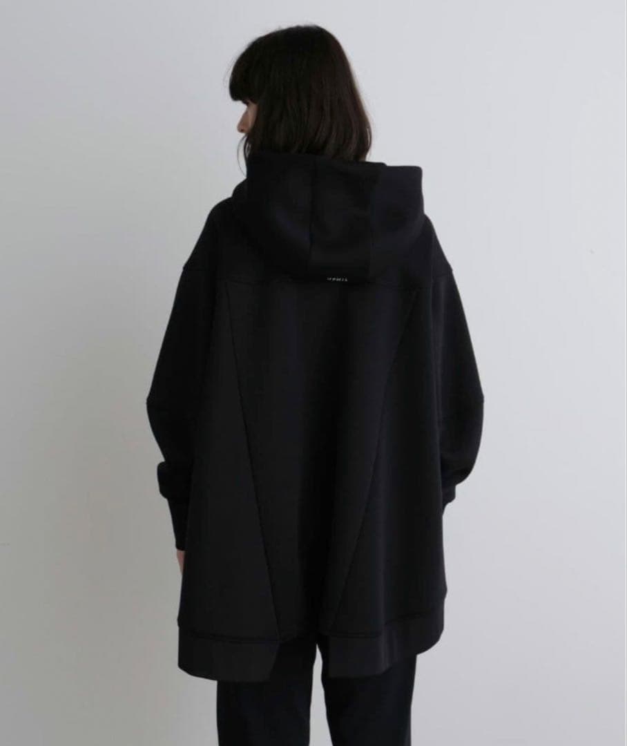 美品✨　ルフィル　スポーツ　テックダンボールジャージーフーディ