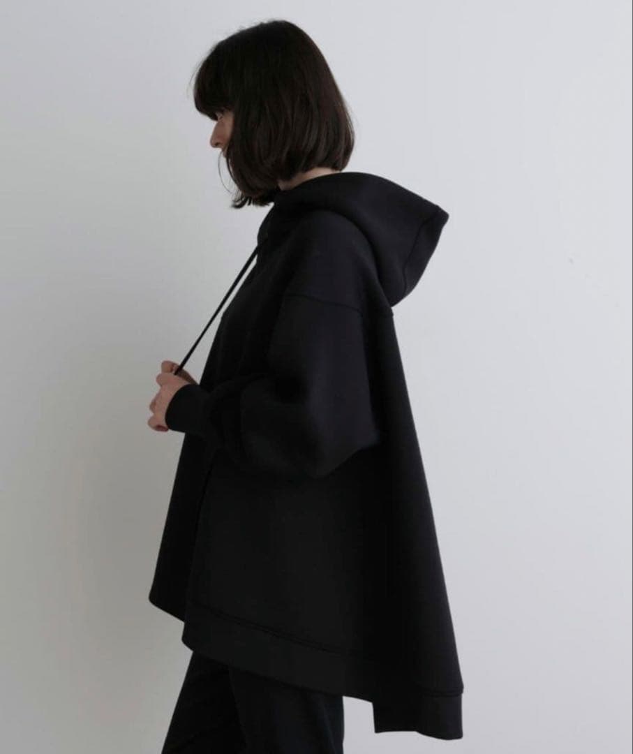 美品✨　ルフィル　スポーツ　テックダンボールジャージーフーディ