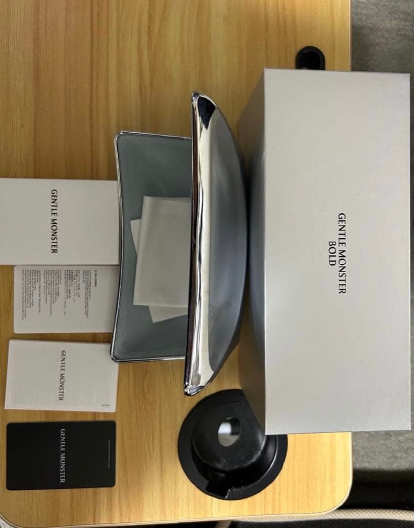 ジェントルモンスター　TETRA-02