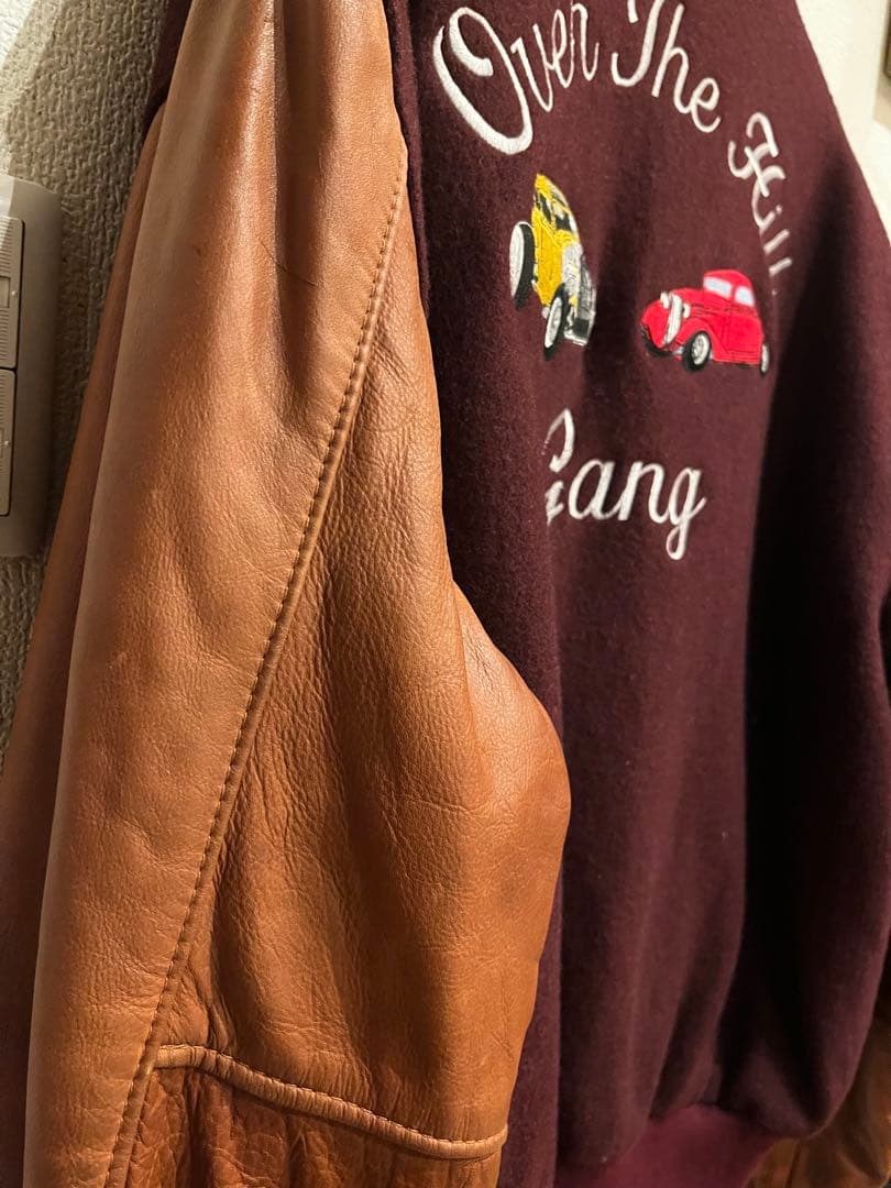 [値下げしました][holloway] 本革刺繍スタジャン