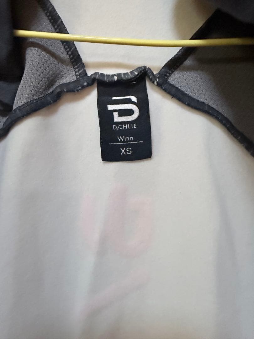 クロスカントリースキー　ビョルンダーリ女性ベストXS