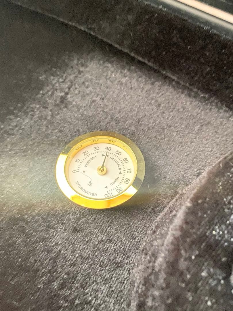 【値下げ！】KYLIESMAN バイオリンケース 4/4 カーボン製 付属品付き