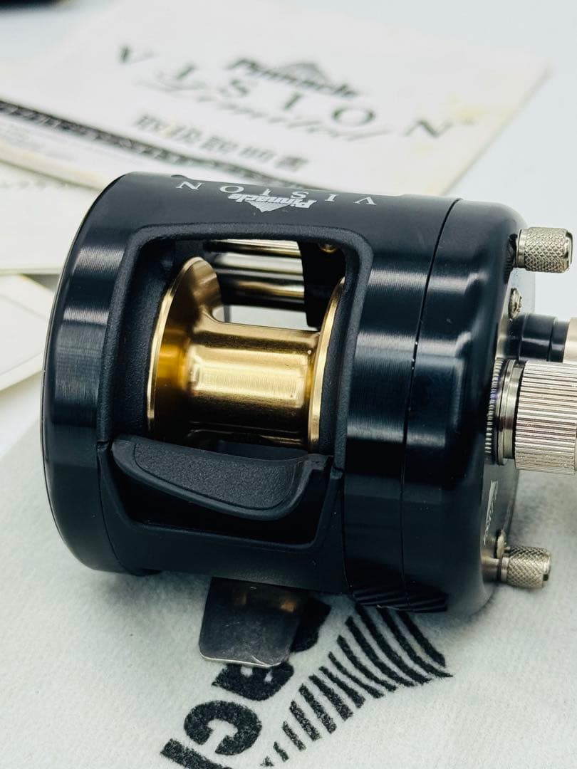 【極美品/箱付】ピナクルビジョン Pinnacle VISION ブラック