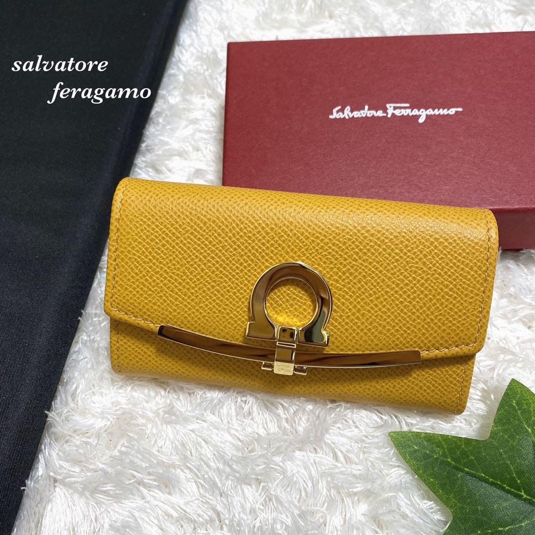 フェラガモ　キーケース　6連　ガンチーニ　美品　黄色　オレンジ　小物　箱付き