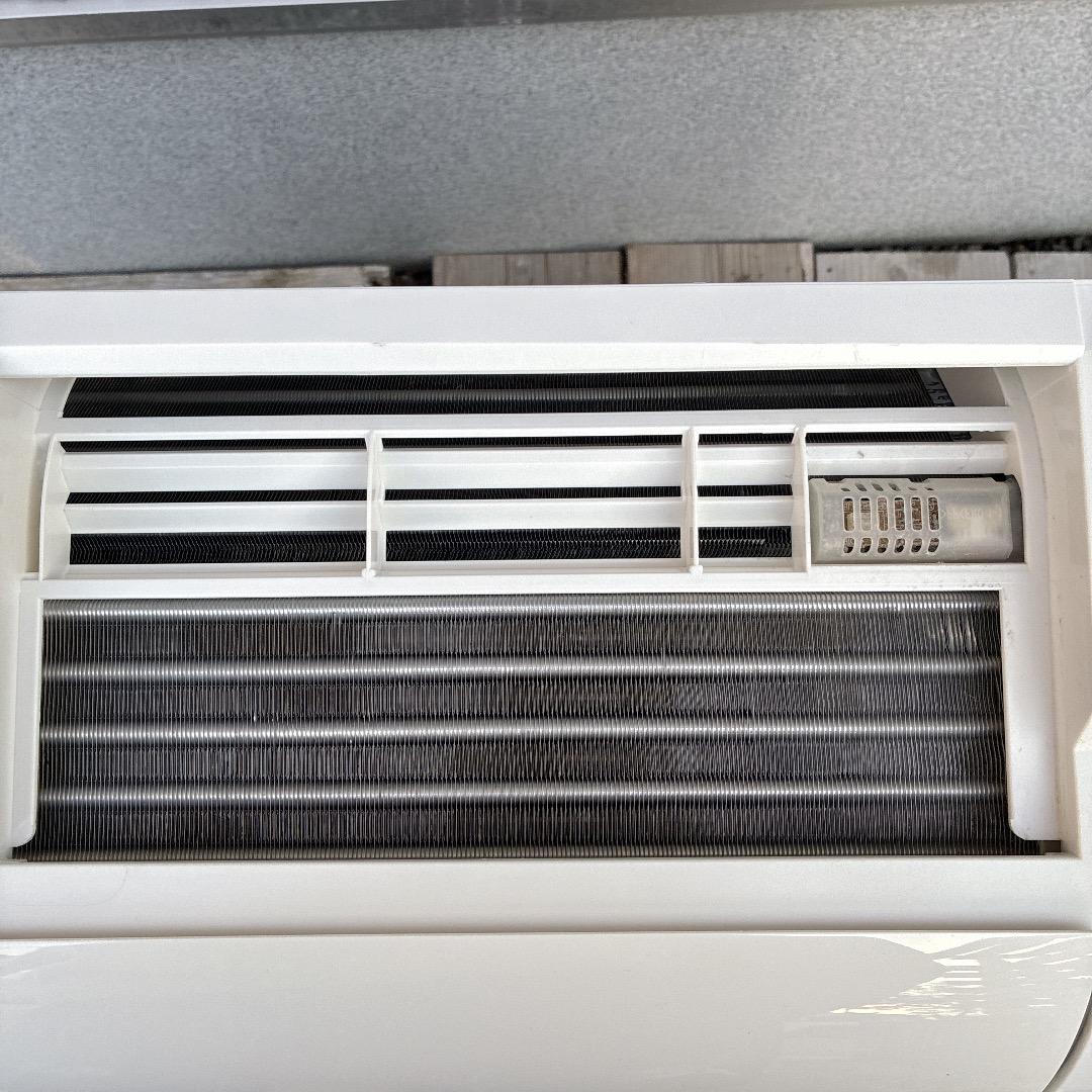 フリジア様　プラズマクラスター SHARP エアコン 4,0kw 主に14畳