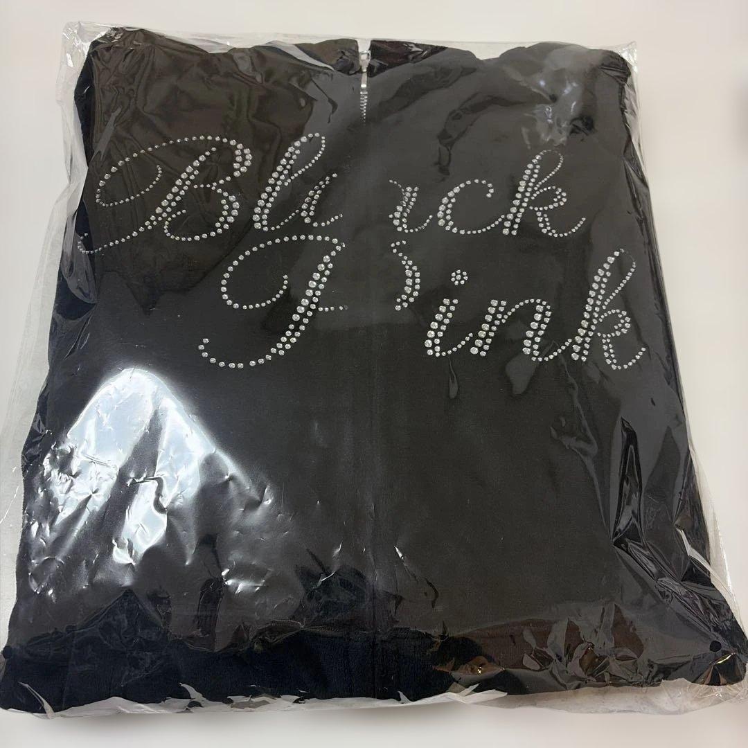 【会場限定カラー】BLACKPINKベロアジップアップフーディー (ブラック)