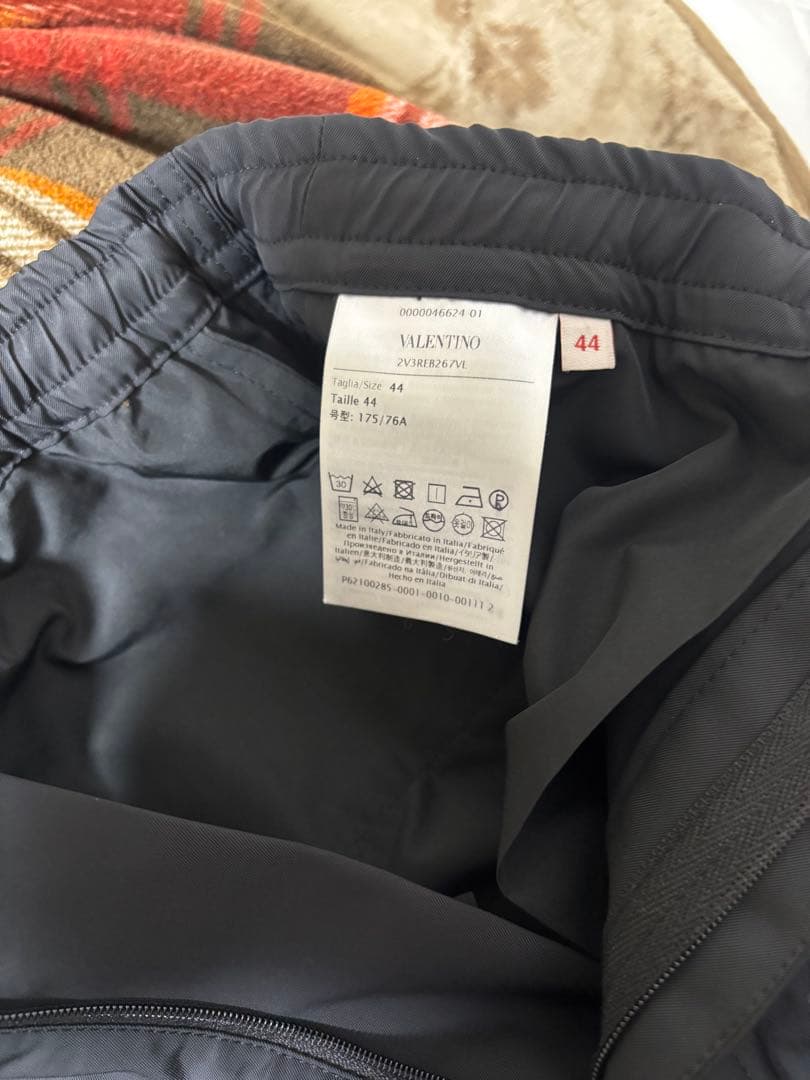 ピッチョーリ期　VALENTINO ブラック カーゴパンツ