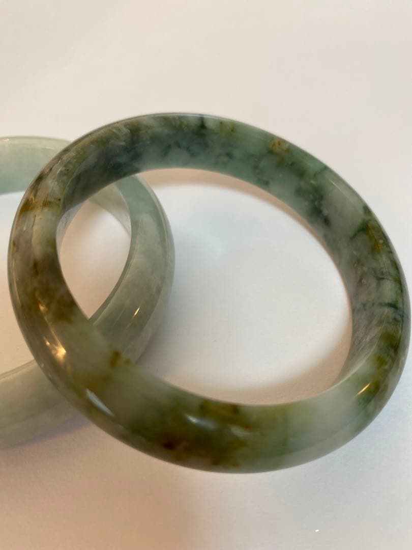 ミャンマー産天然翡翠バングル【Type A】58mm