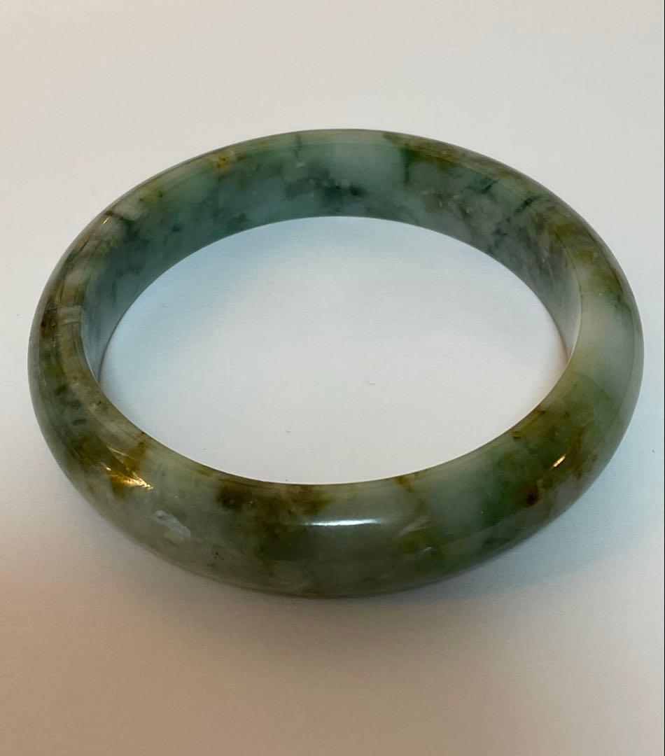 ミャンマー産天然翡翠バングル【Type A】58mm