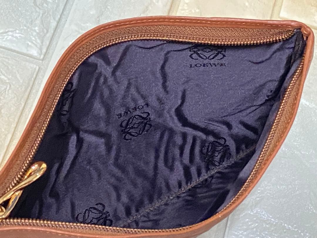 LOEWE ロエベナッパ アナグラム レザー クラッチバッグ セカンドバッグ本革