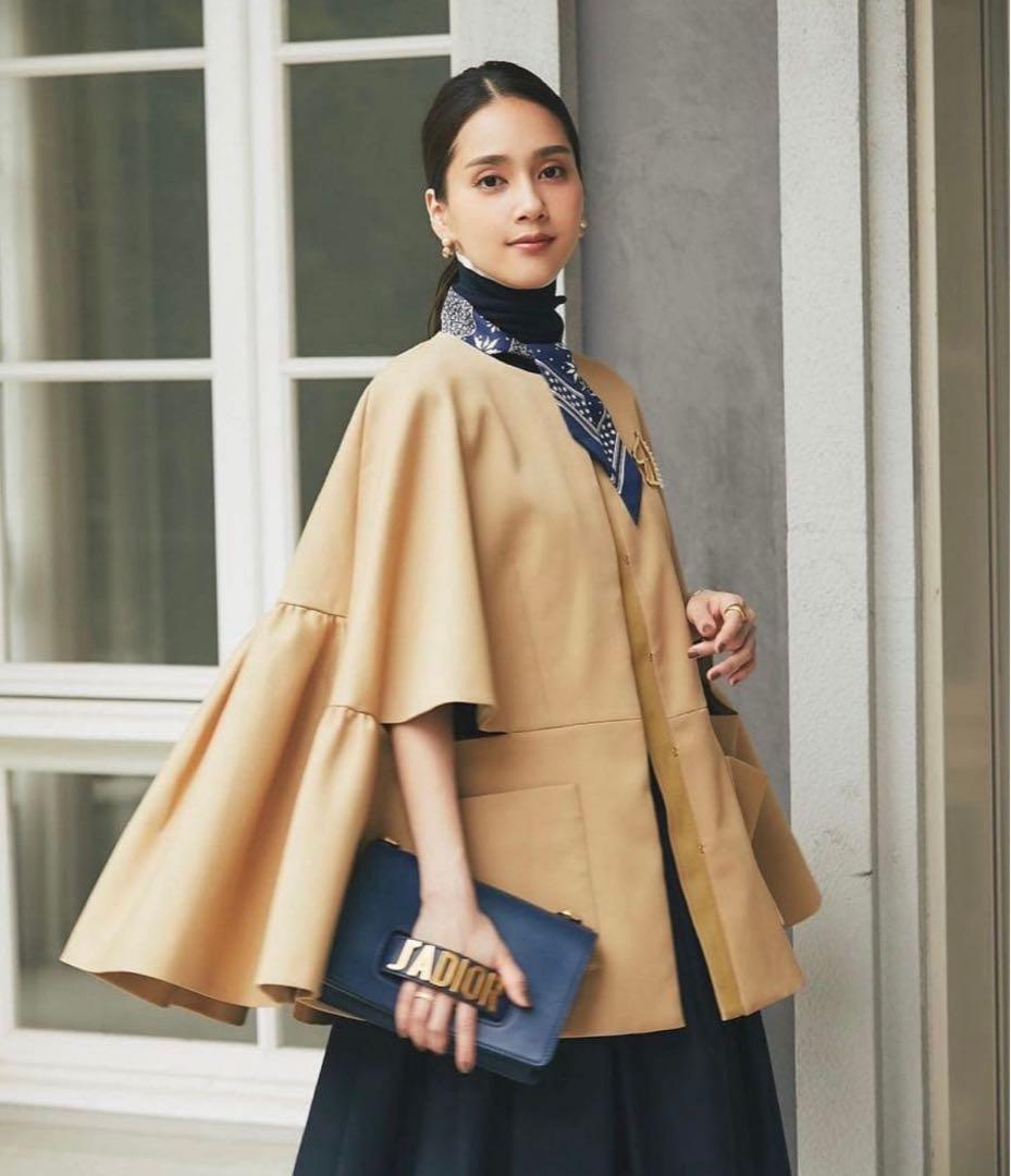 セブンテンダブルクロスフレアショートコートM ベージュ