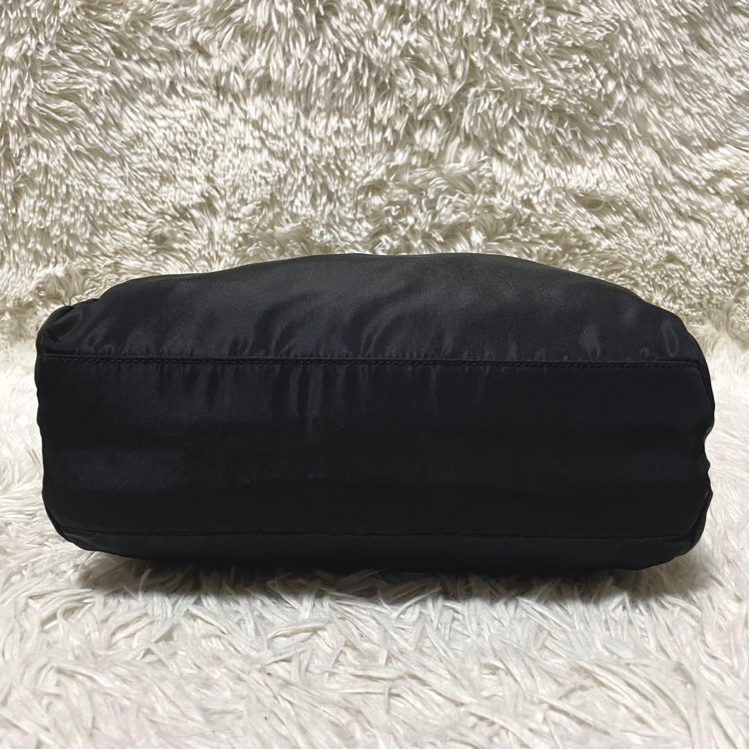 【良品】PRADA プラダ　トートバッグ　ハンドバッグ　ナイロン　ブラック　黒
