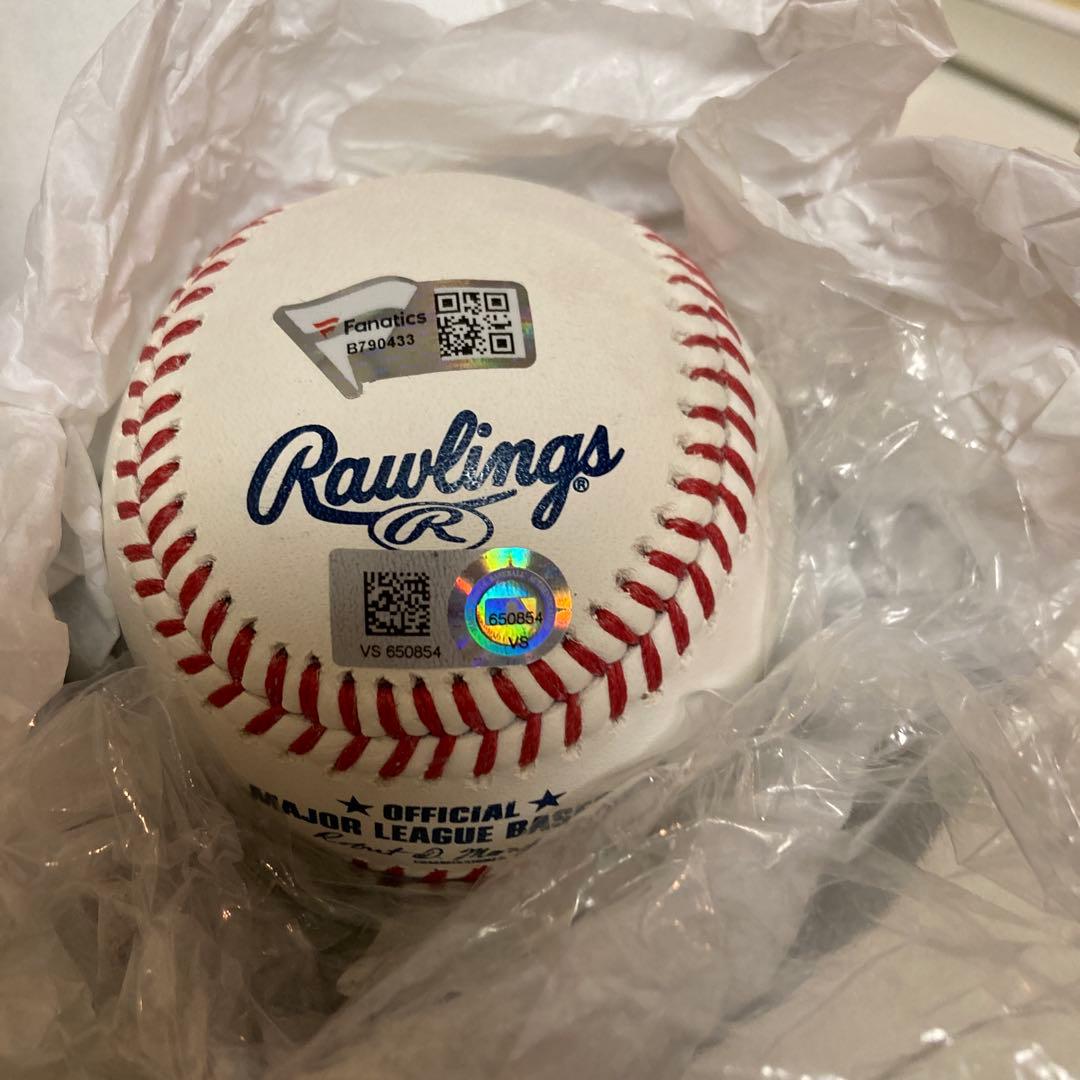 Shohei Ohtani 記念額装写真とサインボール