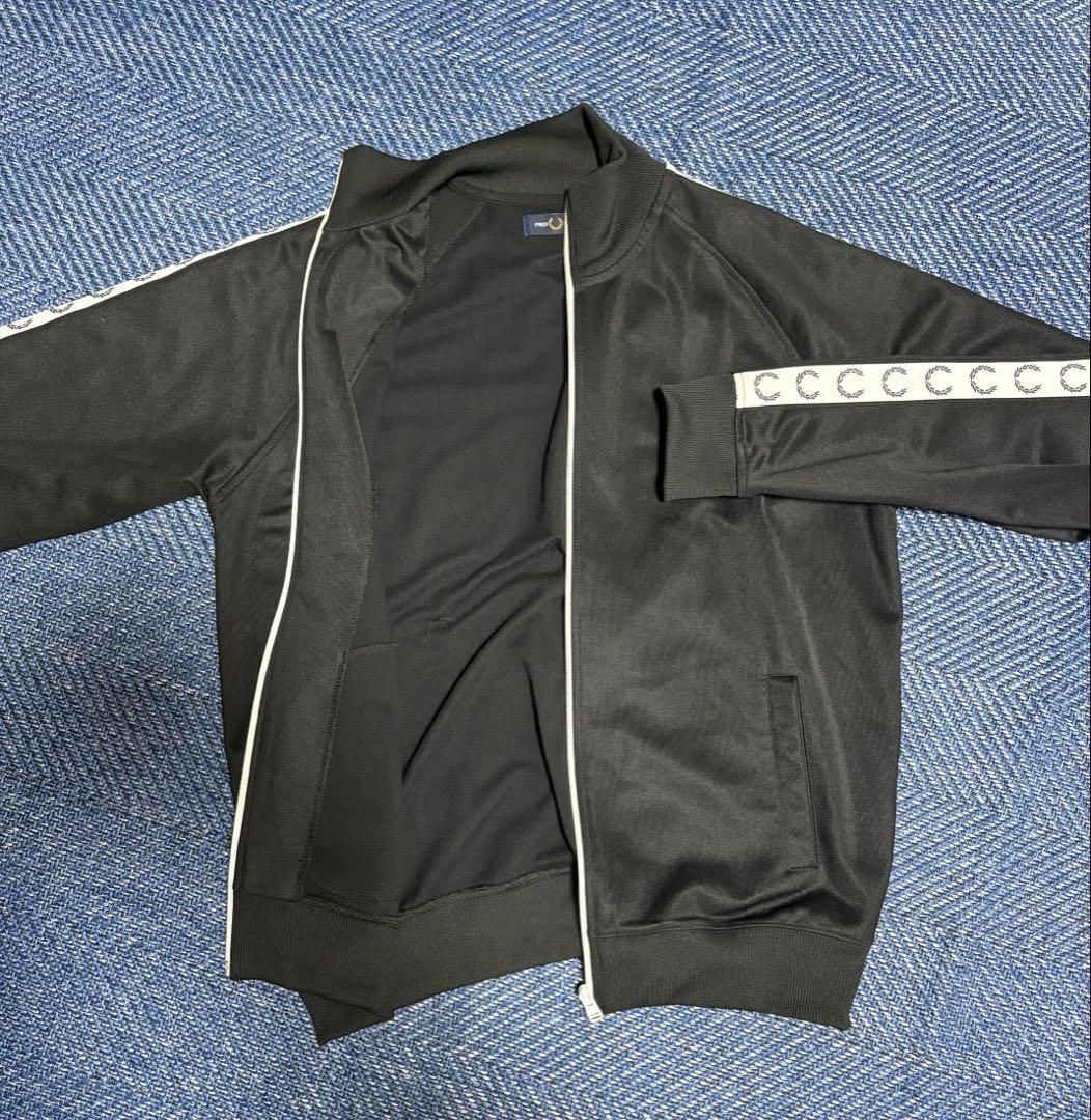 フレッドペリー　トラックジャケット　ジャージ