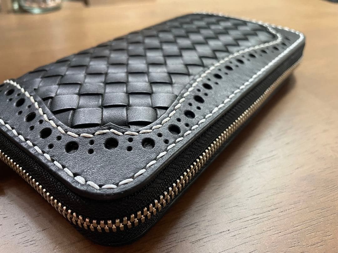 編み込み ラウンドファスナー ロングウォレット