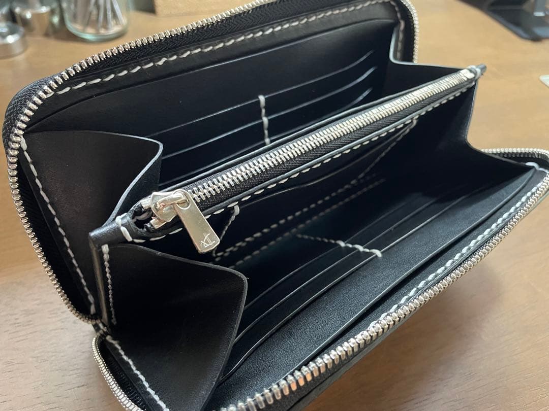 編み込み ラウンドファスナー ロングウォレット