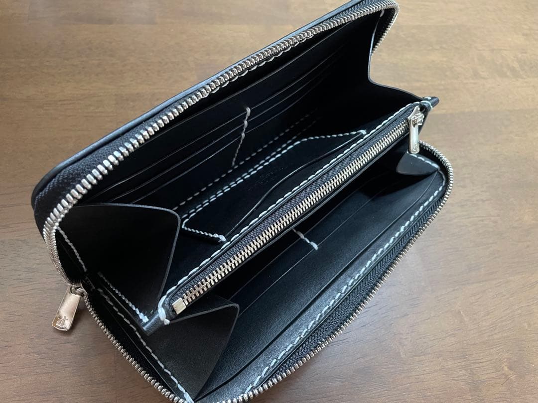 編み込み ラウンドファスナー ロングウォレット